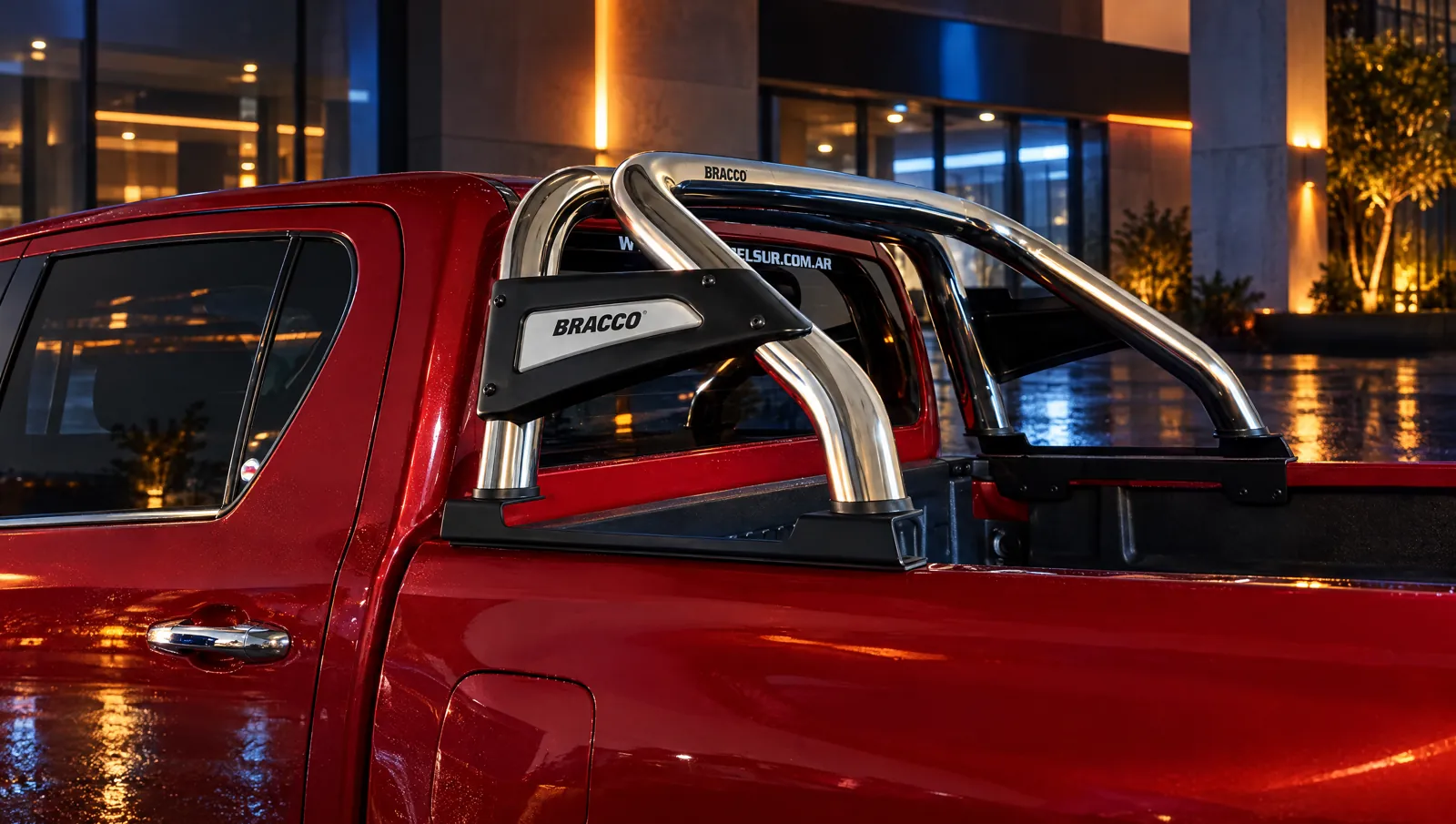 Toyota Hilux roja con jaula Bracco EVO inoxidable