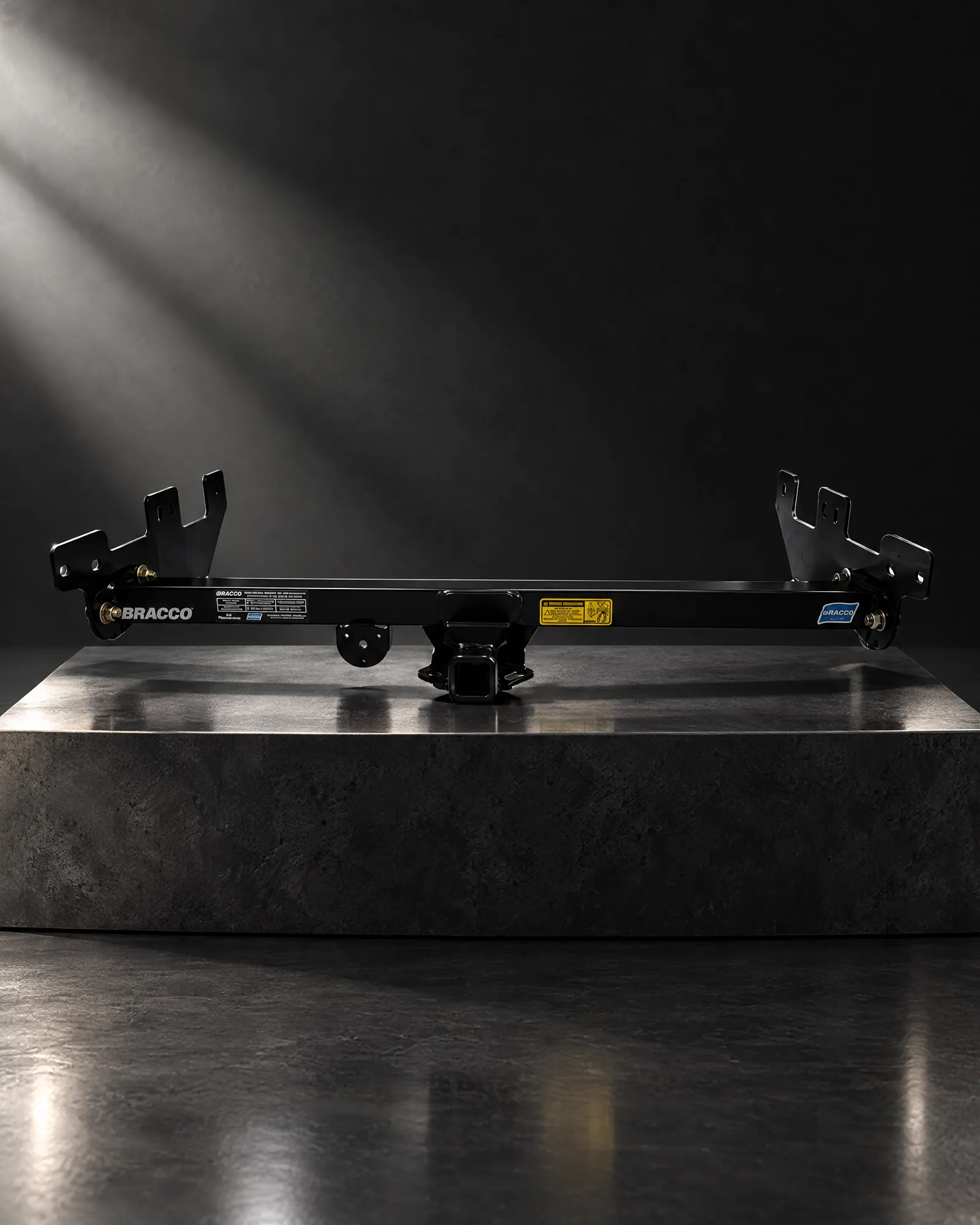 Enganche Bracco para Toyota Hilux con cabezal sobre pedestal de hormigón