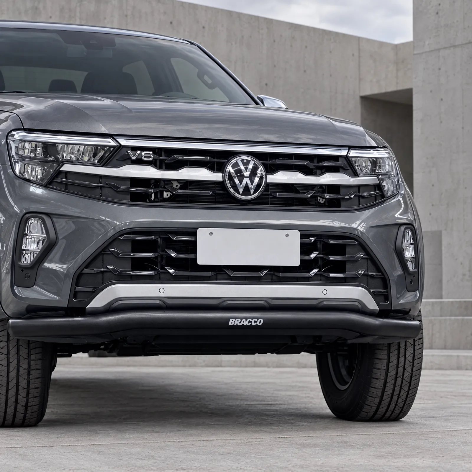 Volkswagen Amarok con defensa Bracco Talampaya, otro punto de vista